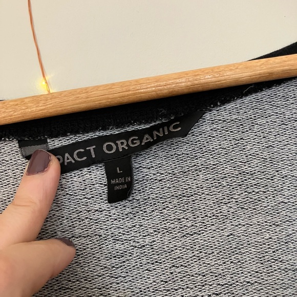 PACT Organic Charcoal Raglan Sweatshirt | L - Picture 4 of 9